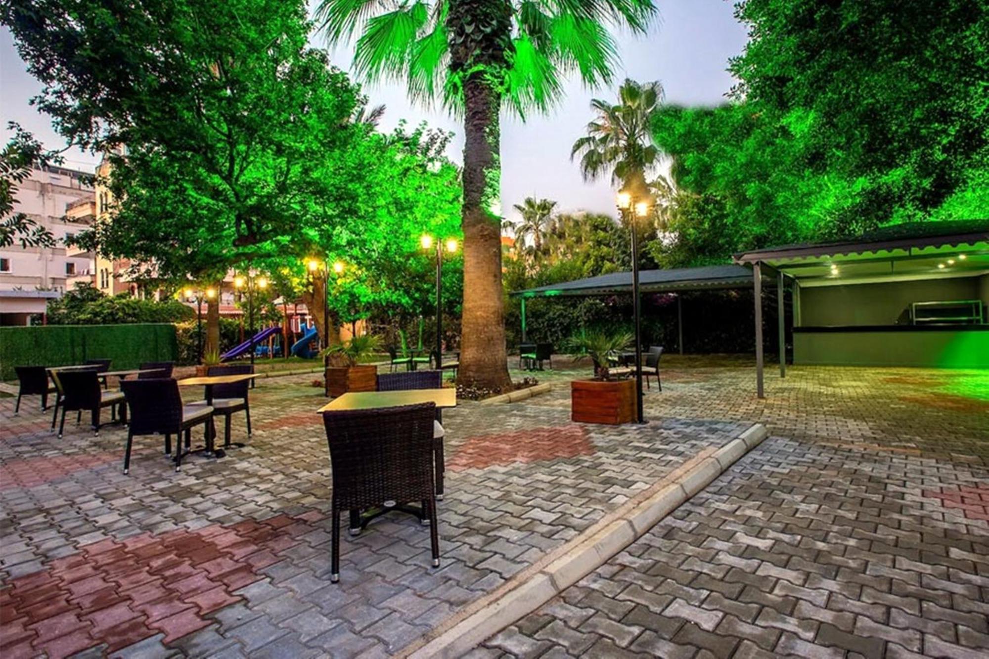 אלאניה Grand Alisa Hotel מראה חיצוני תמונה