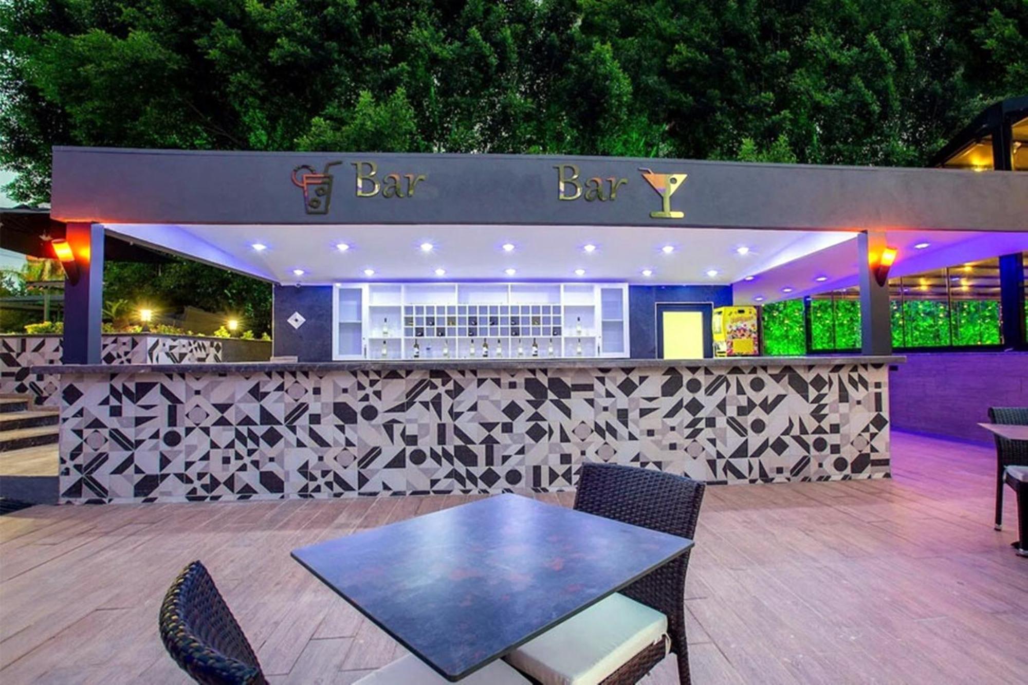 אלאניה Grand Alisa Hotel מראה חיצוני תמונה