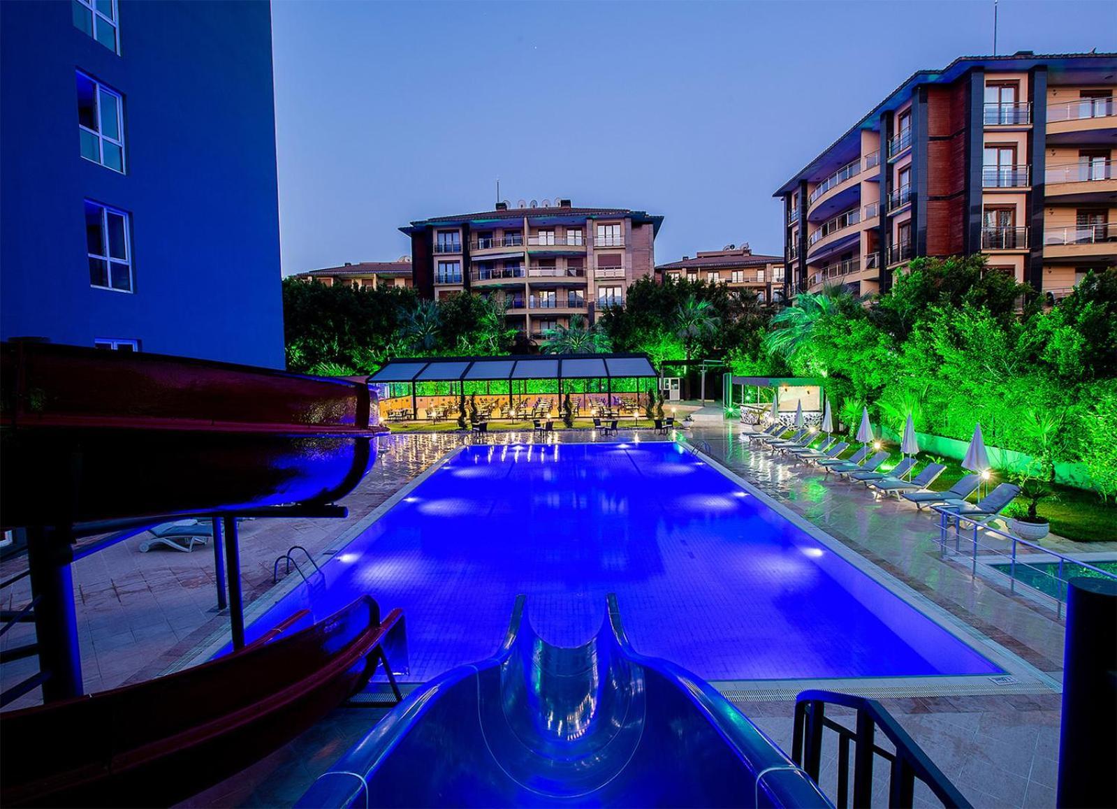 אלאניה Grand Alisa Hotel מראה חיצוני תמונה