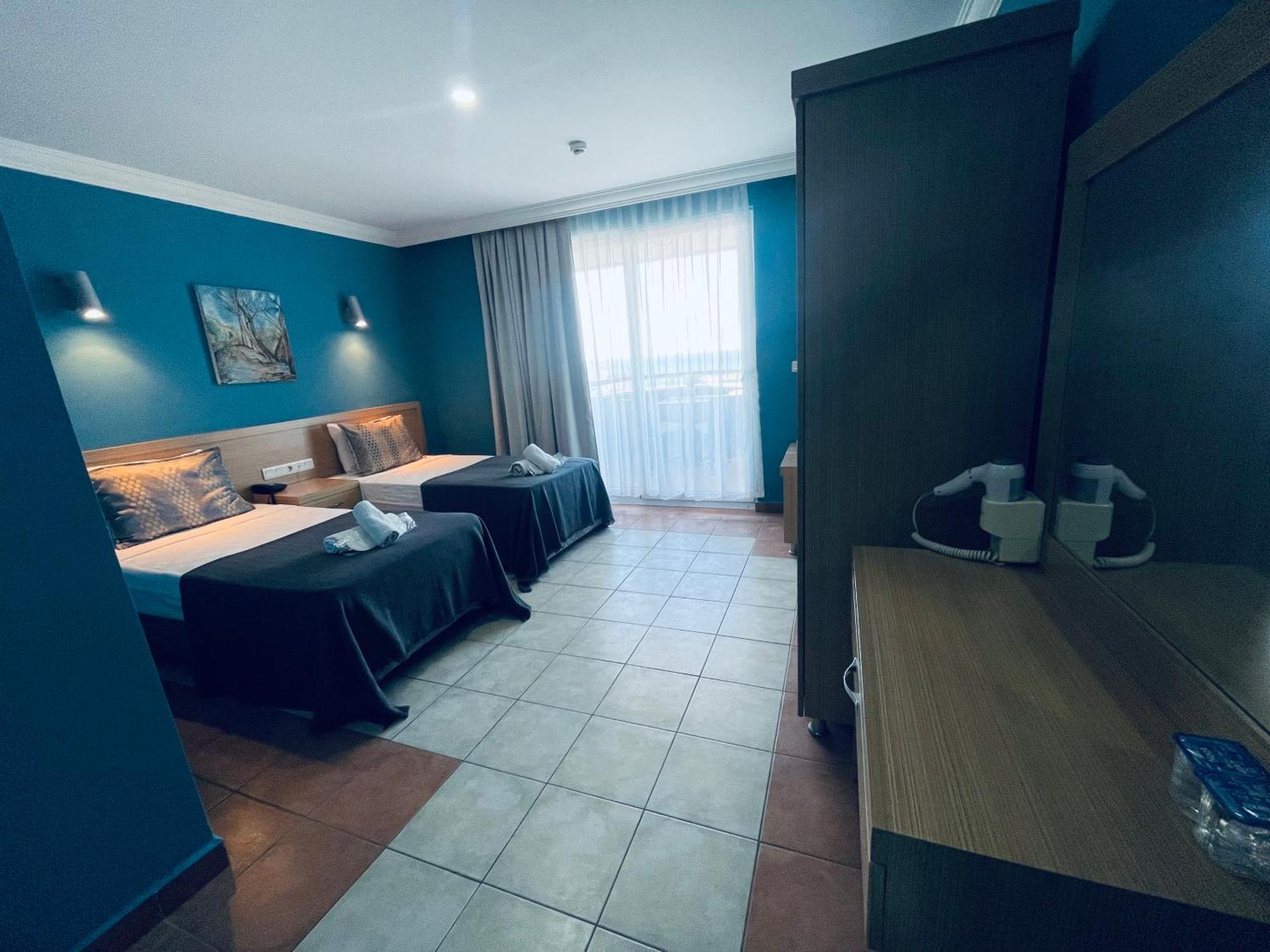 אלאניה Grand Alisa Hotel מראה חיצוני תמונה