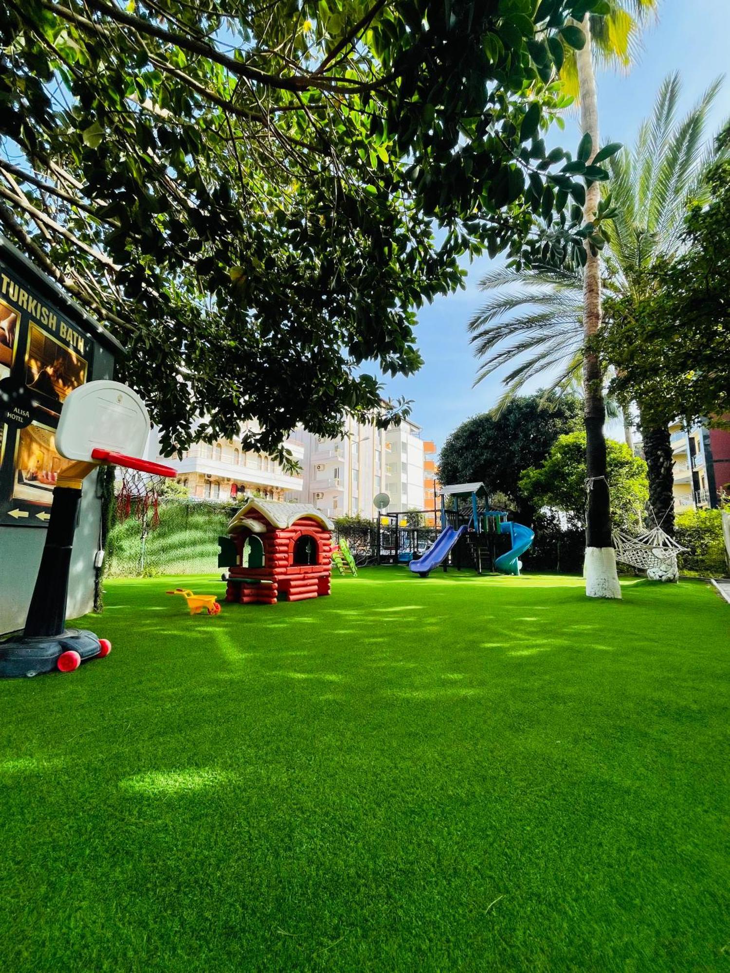 אלאניה Grand Alisa Hotel מראה חיצוני תמונה