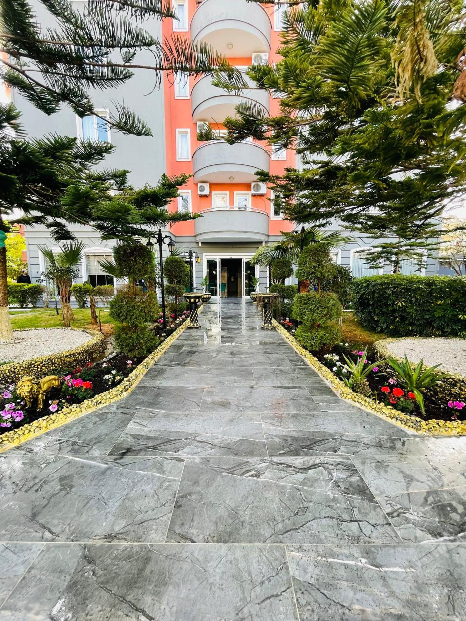 אלאניה Grand Alisa Hotel מראה חיצוני תמונה